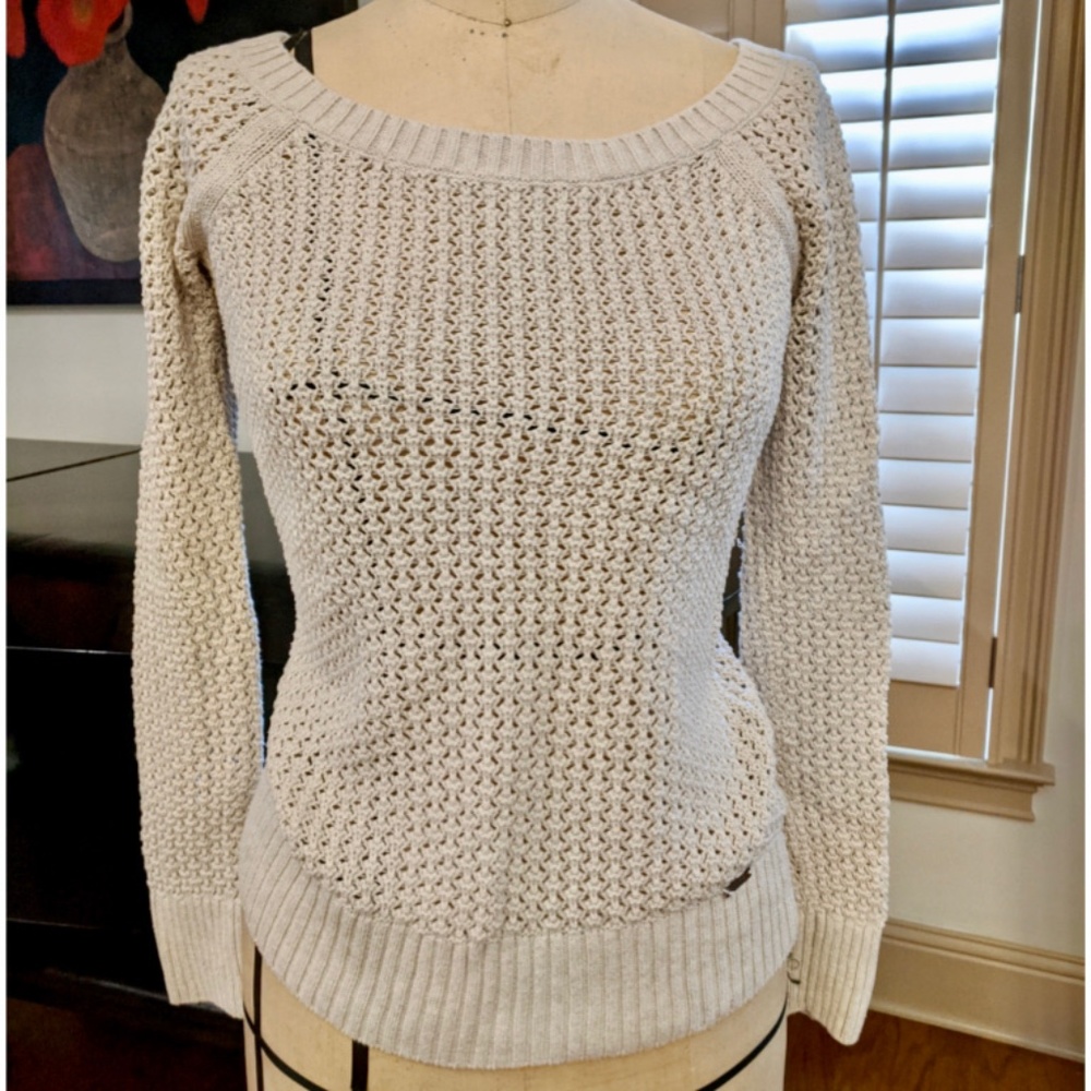 Guess ~open knit boatneck sweater